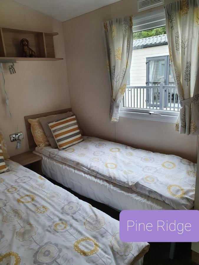 Pine Ridge Retreat With Free Golf And Air Conditioning