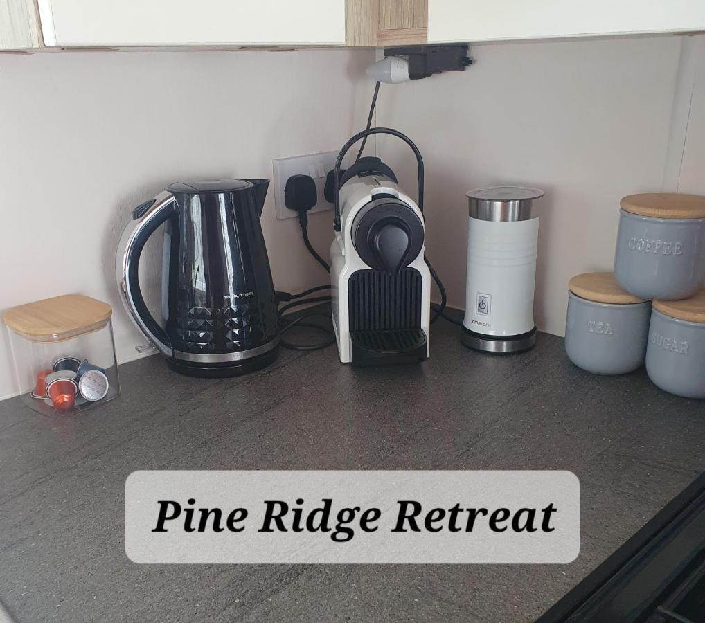 Pine Ridge Retreat With Free Golf And Air Conditioning Campsite